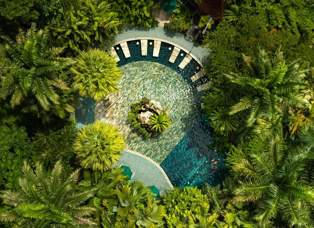 La Fortuna: Mineral Hot Springs Full Day Ticket