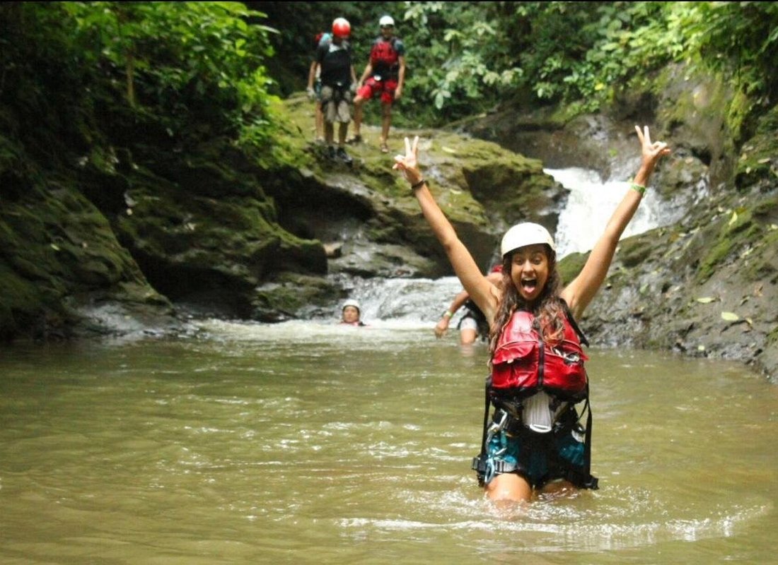 Gravity Falls Waterfall Jumping Canyoning