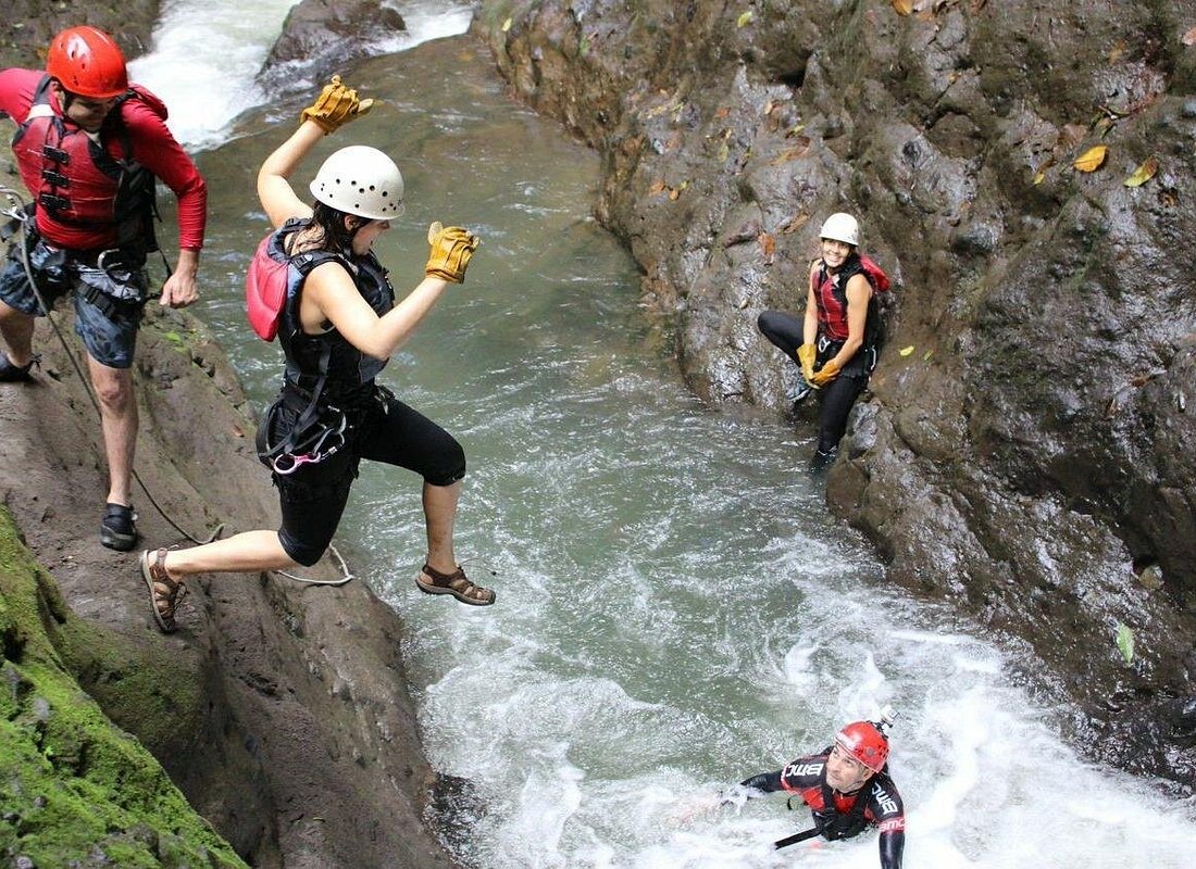 Gravity Falls Waterfall Jumping Canyoning