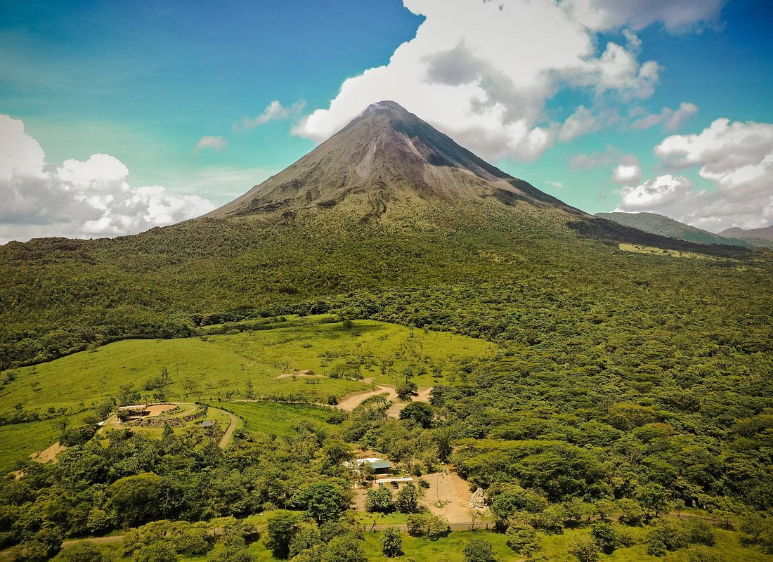 Arenal Volcano Hiking Trails Guided Tour